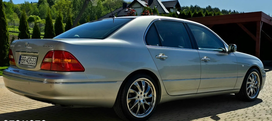 Lexus LS cena 38800 przebieg: 234000, rok produkcji 2003 z Golina małe 781